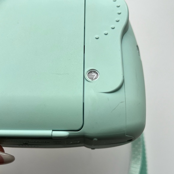Mint Green Polaroid Instax Mini 9 Camera - Picture 3 of 3